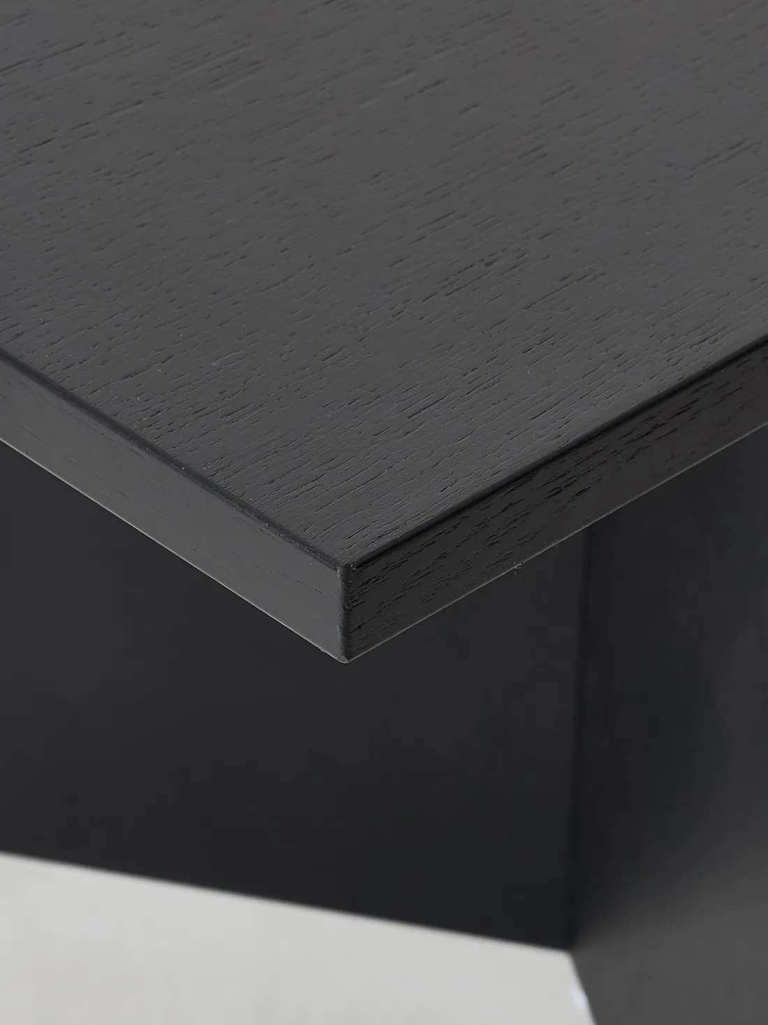 Mesa de comedor de madera Toni, tamaños diferentes