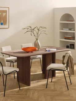 Mesa de comedor de madera de roble Jolka, tamaños diferentes