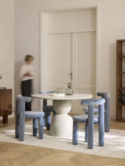 Mesa de comedor en forma orgánica Sahra, tamaños diferentes