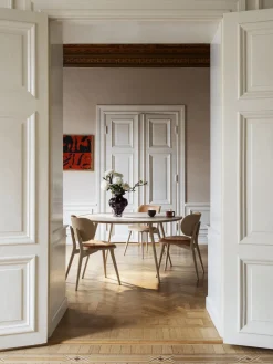 Mesa de comedor redonda de madera de roble Accent, tamaños diferentes