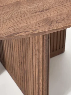 Mesa de comedor redonda de madera de roble Jolka, tamaños diferentes