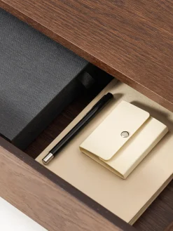 Mesilla de noche de madera Larsen