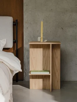 Mesita de noche Atik