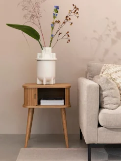 Mesita de noche de madera Barbier, puerta corredera