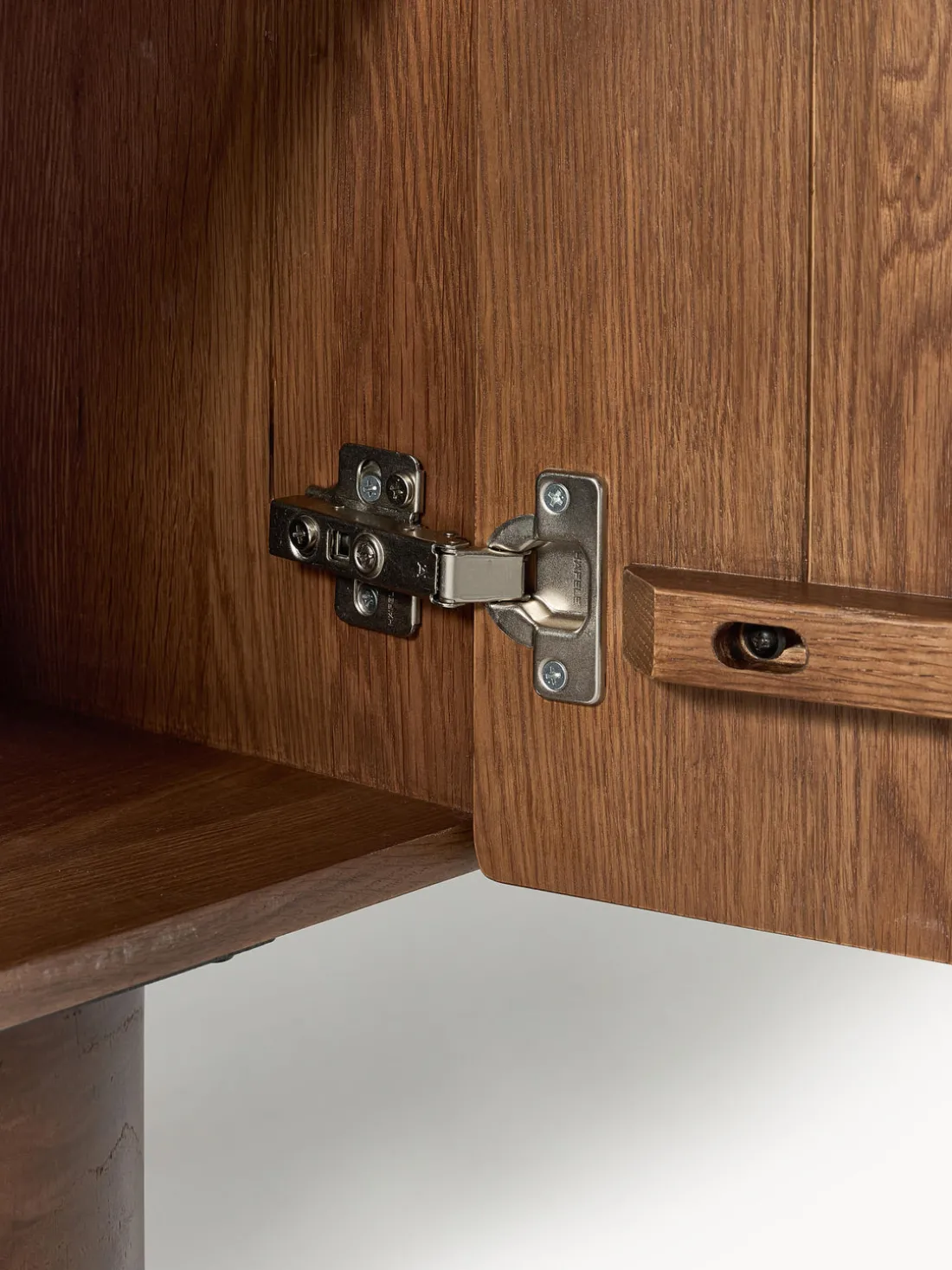 Mesita de noche de madera de roble Cadi