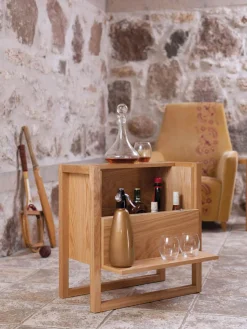 Mueble bar de madera de roble NewEst