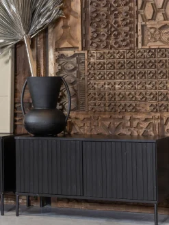 Mueble TV de madera de pino Avourio, 2 puertas