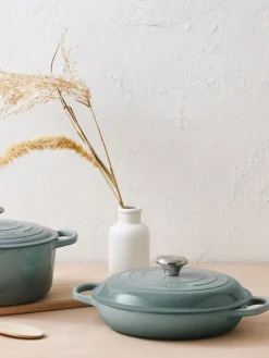 Olla de hierro fundido Signature Collection