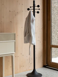 Perchero de madera de caucho Jason