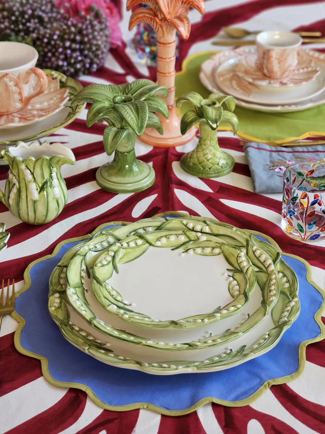 Plato postre pintado a mano Lily of the Valley