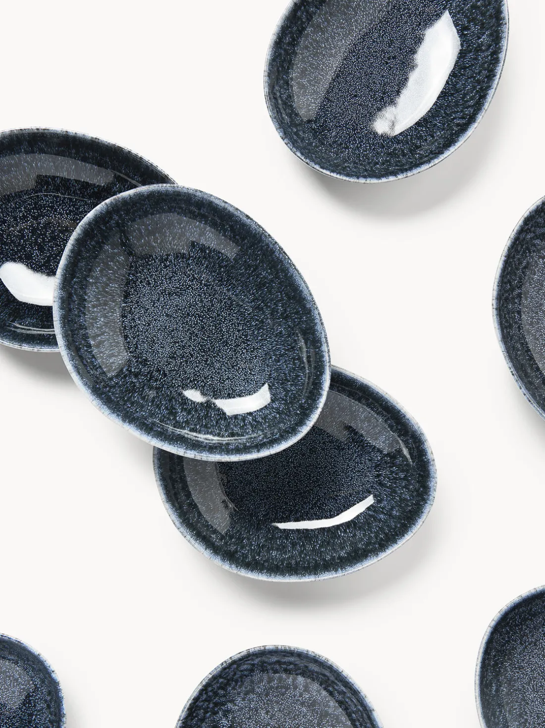 Platos hondos artesanales en forma orgánica Macey, 4 uds.