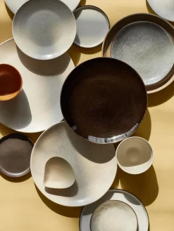 Platos llanos artesanales Nordic Coal, 4 uds.