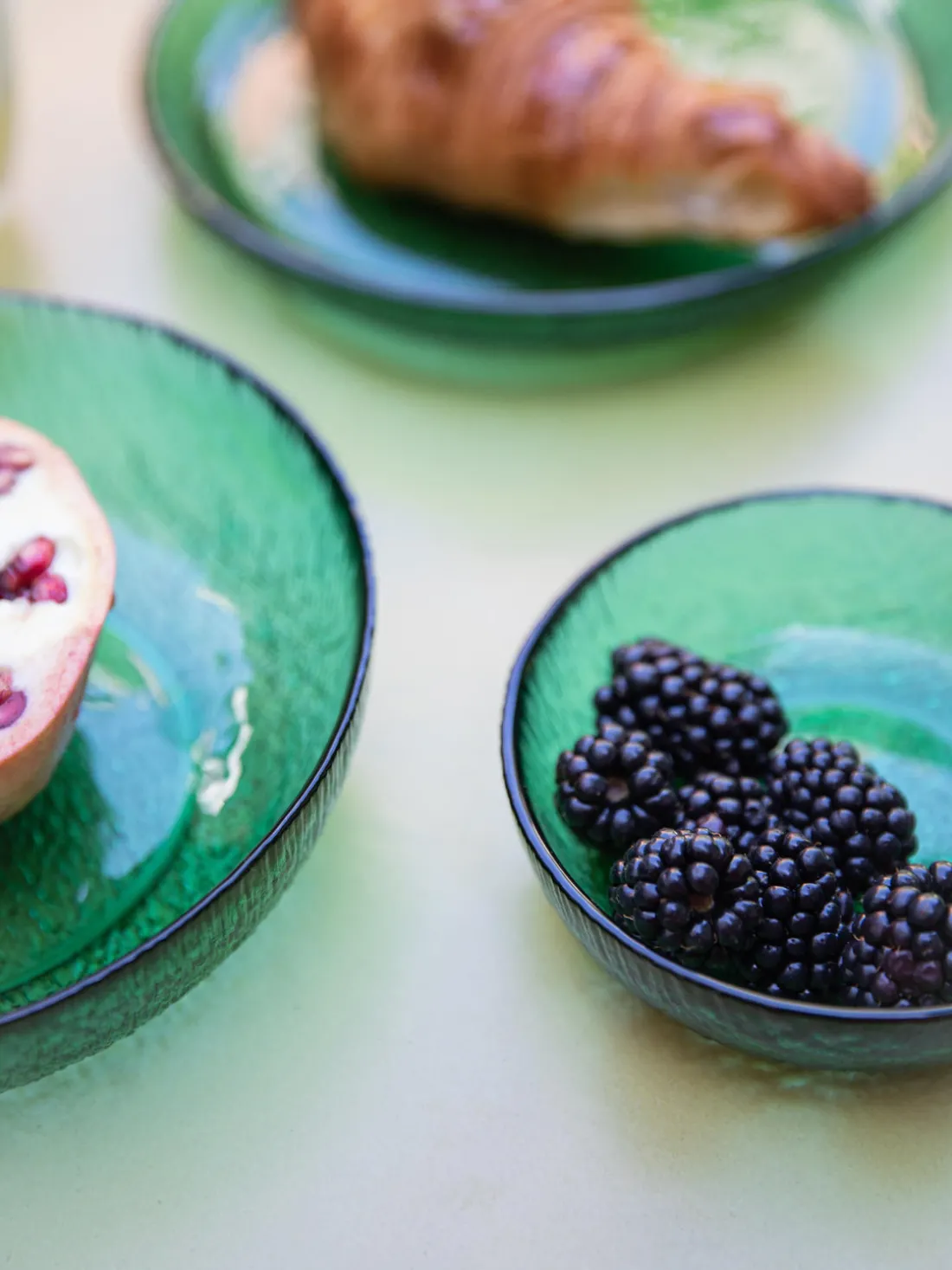 Platos postre de vidrio The Emeralds, 2 uds.