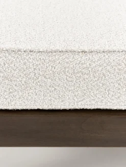 Puf reposapiés de jardín en tejido bouclé de madera de acacia Bo