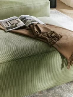 Puf reposapiés de pana Melva, An 99 x F 72 cm