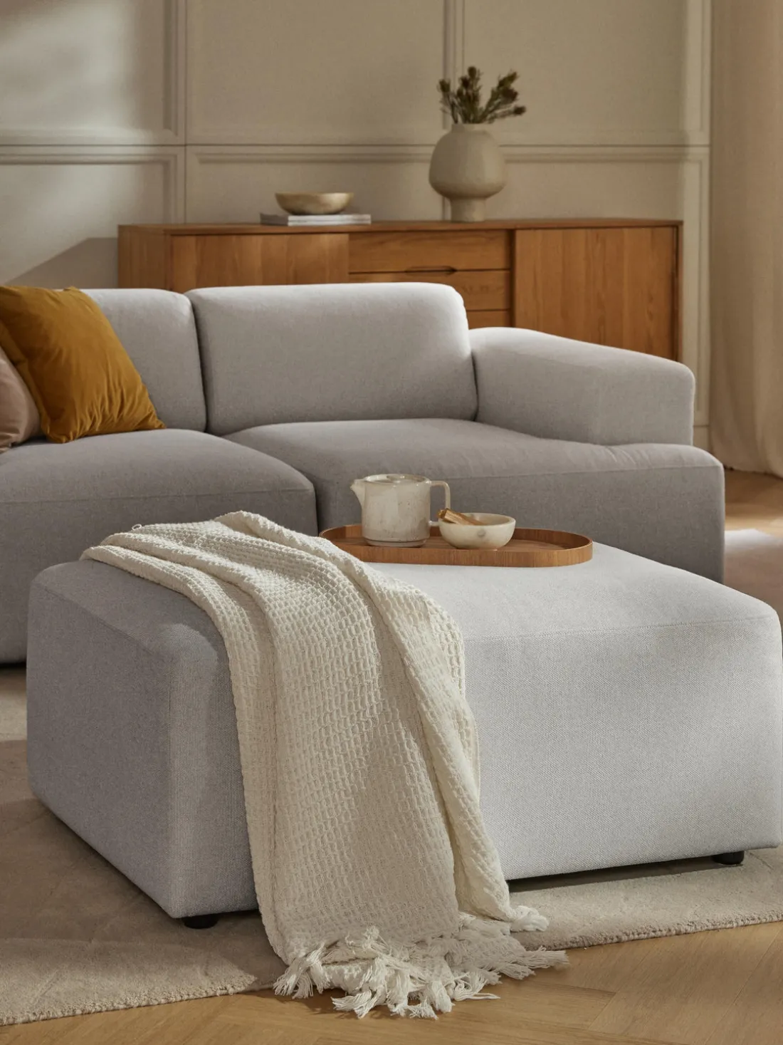 Puf reposapiés Melva, 99 x 72 cm