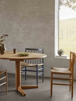 Silla artesanal de madera de roble J80