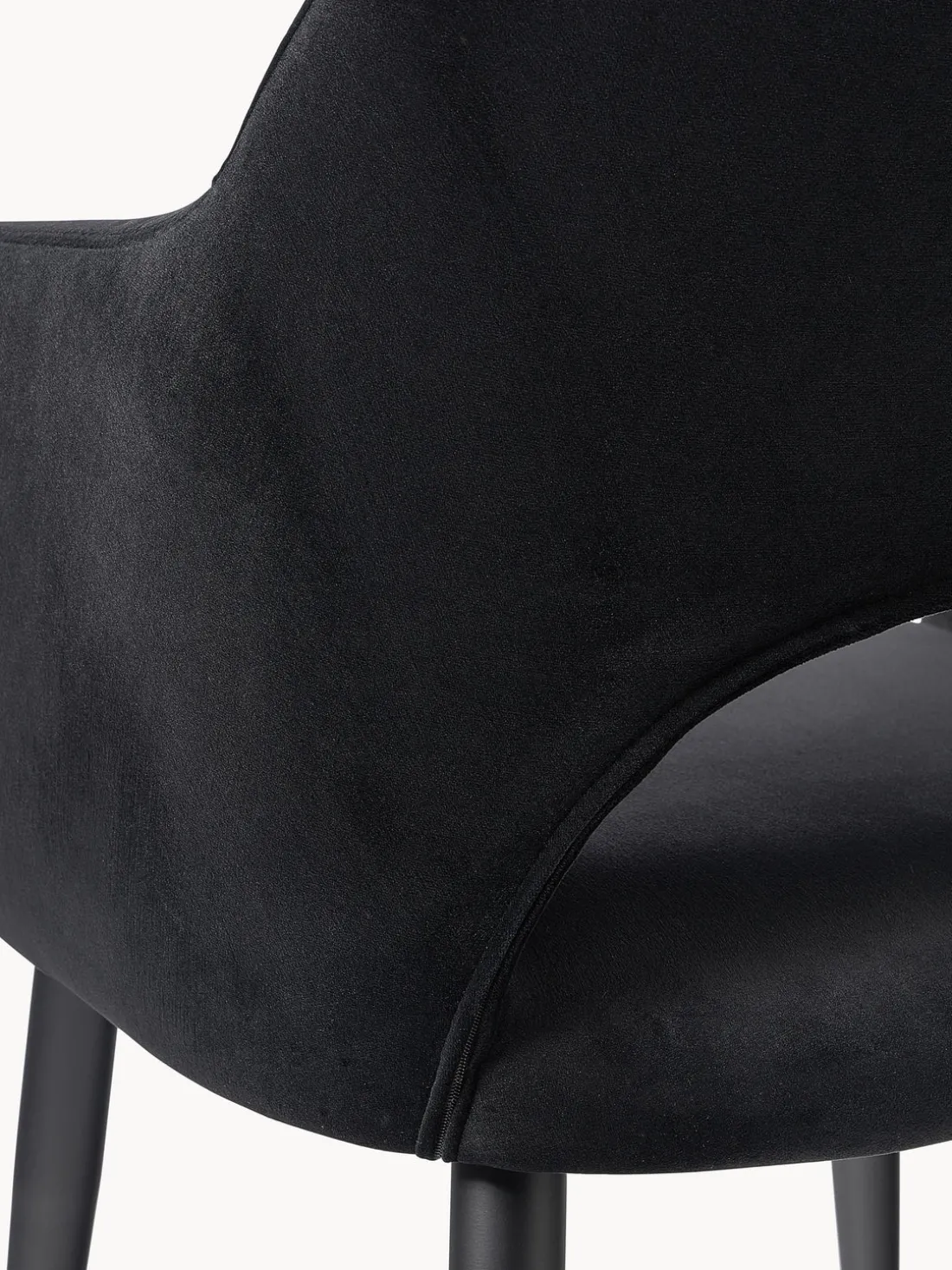 Silla con reposabrazos de terciopelo Rachel