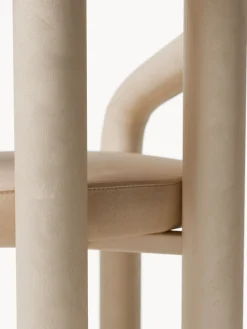 Silla con reposabrazos de terciopelo Calan