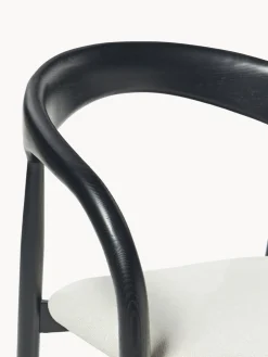 Silla con reposabrazos de madera de fresno y asiento tapizado Camille