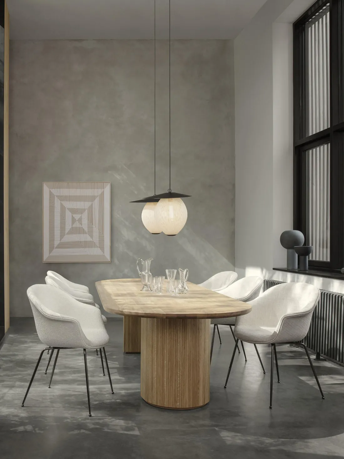 Silla con reposabrazos en tejido bouclé Bat