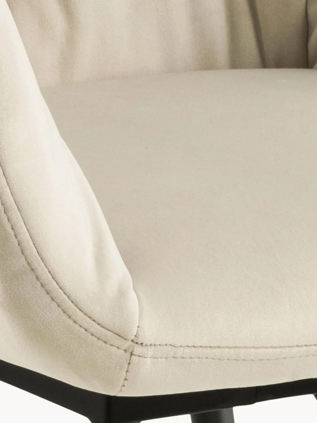 Silla con repozabrazos de terciopelo Lola