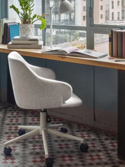 Silla de escritorio tapizada regulable en altura Einara