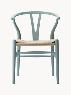 Silla de madera con asiento tejido a mano CH24