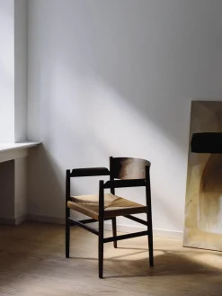 Silla de madera de haya artesanal con asiento tejido Nestor