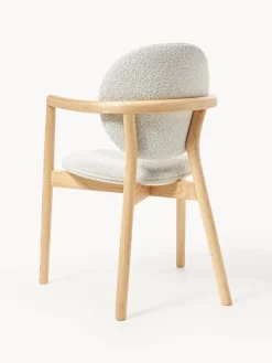 Silla de madera tapizado en tejido bouclé Maia