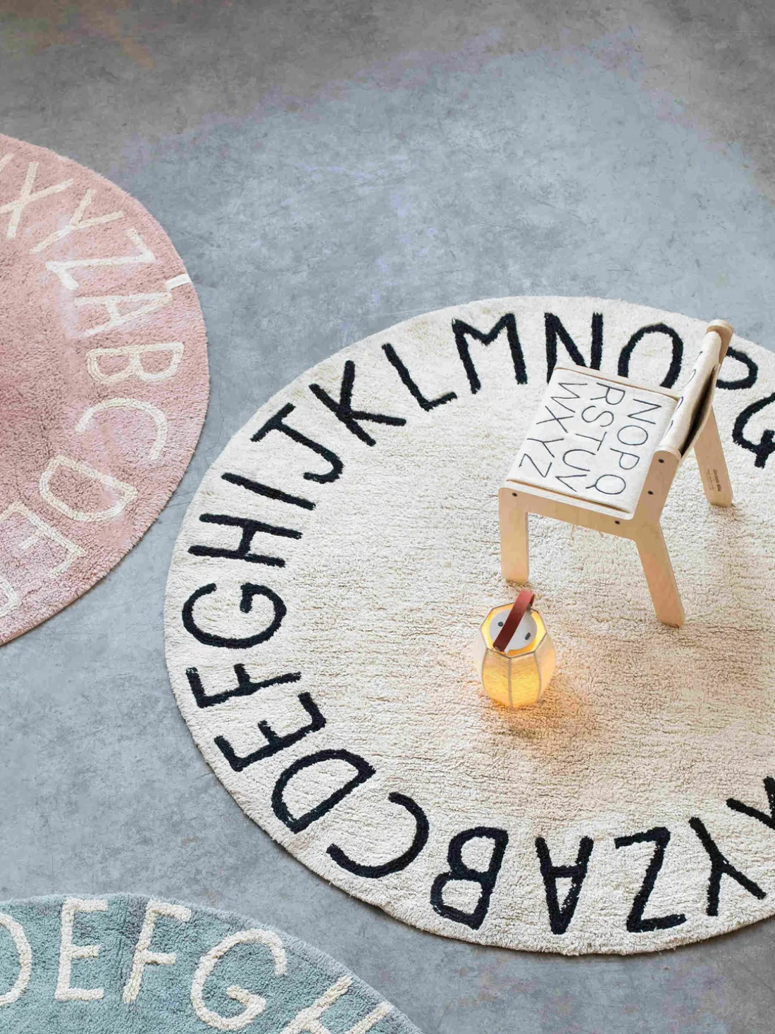Silla infantil de madera ABC