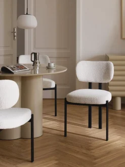 Silla tapizada en tejido bouclé Adrien