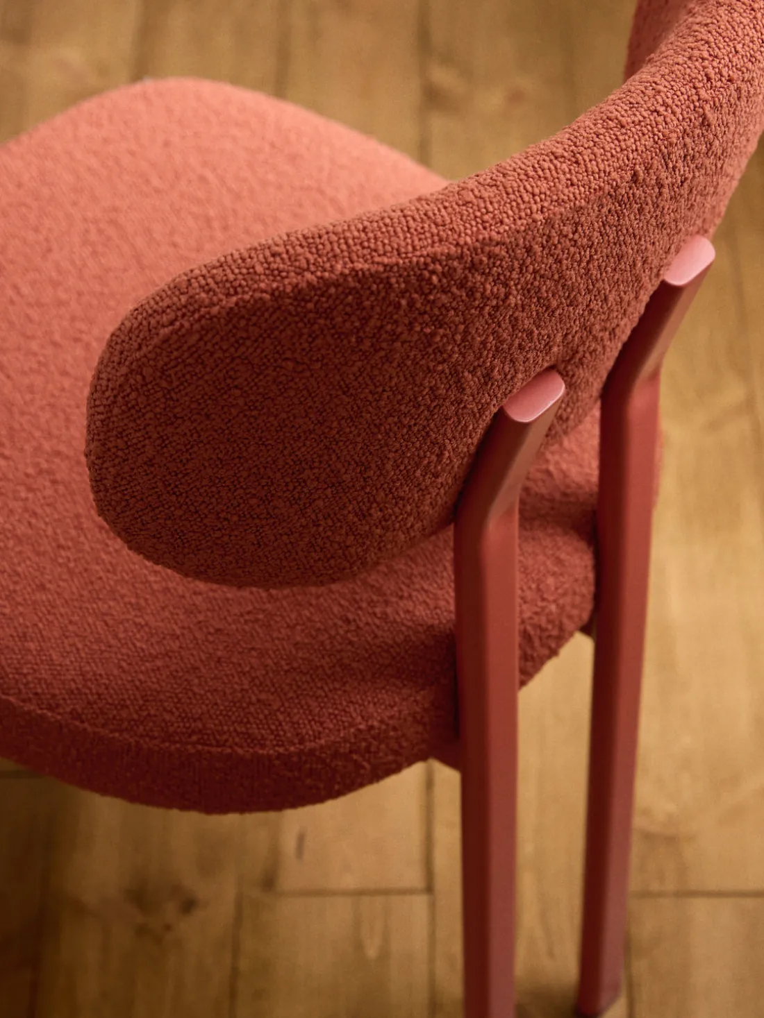 Silla tapizada en tejido bouclé Adrien