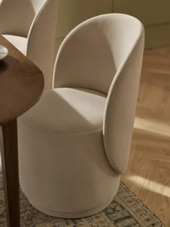 Silla tapizada en terciopelo Zeyno