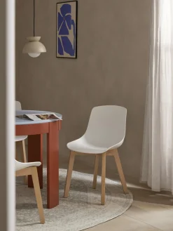 Sillas de plástico con patas de madera Dave, 2 uds.