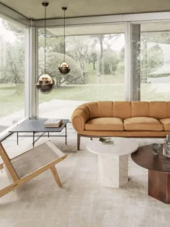 Sillón artesanal de madera de roble con cojín de asiento MR01 Initial