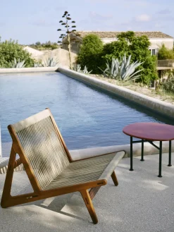 Sillón de exterior artesanal de madera de iroko MR01 Initial