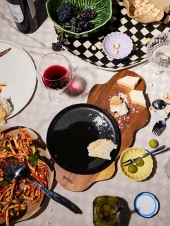 Tabla de cortar de madera de acacia Flowy, tamaños diferentes