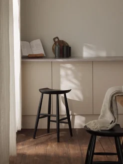 Taburete alto de madera de mango Nino