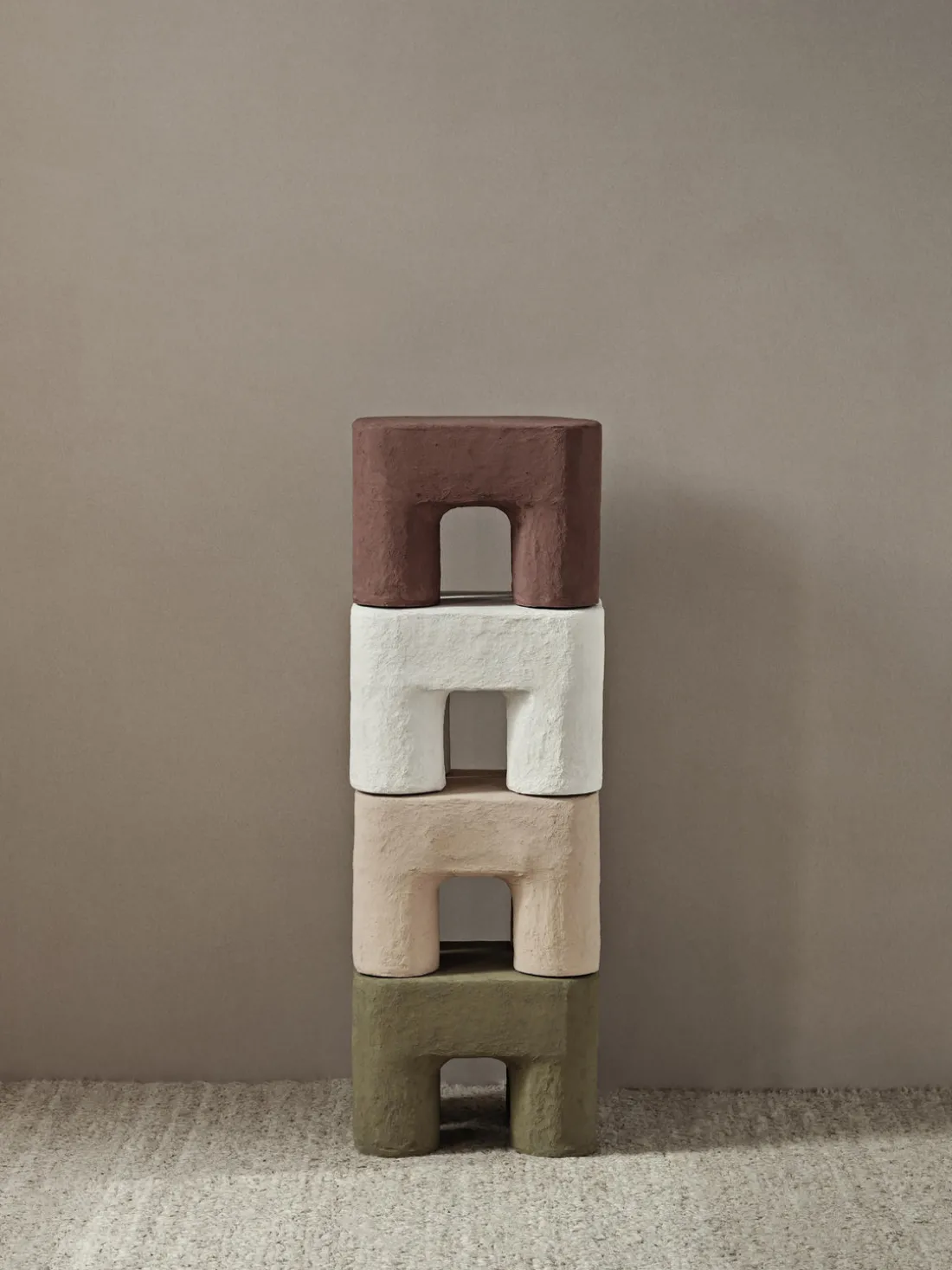 Taburete infantil artesanal Podo