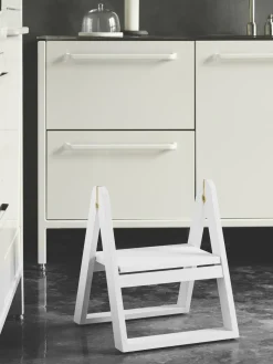 Taburete plegable de madera de fresno Reech