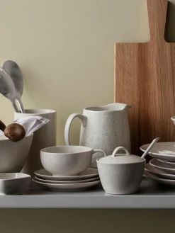 Taza de té con platito artesanal Nordic Vanilla