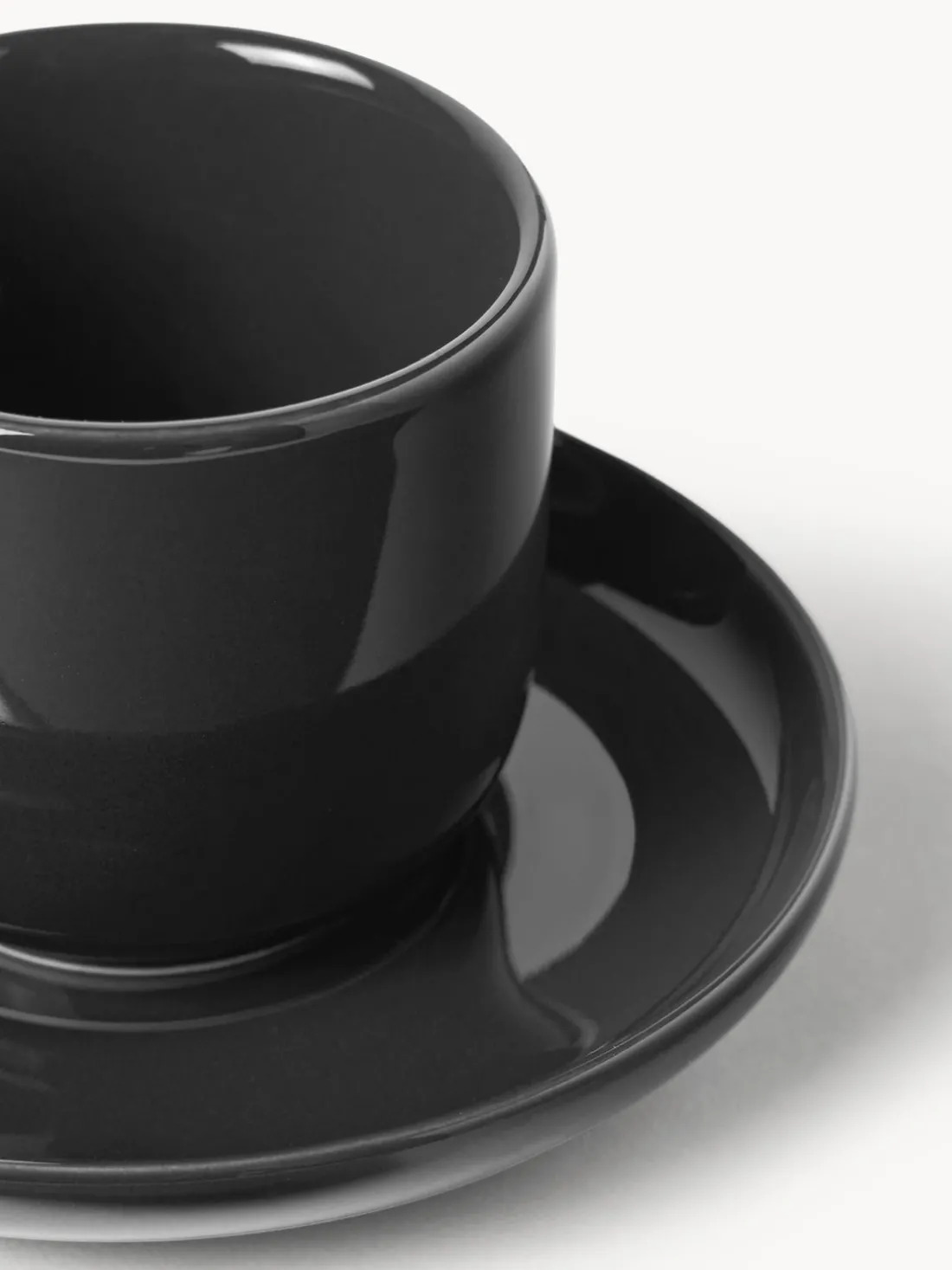Tazas de café espresso de porcelana con platitos Nessa, 4 uds.