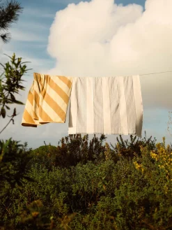 Toalla de playa estampada Suri