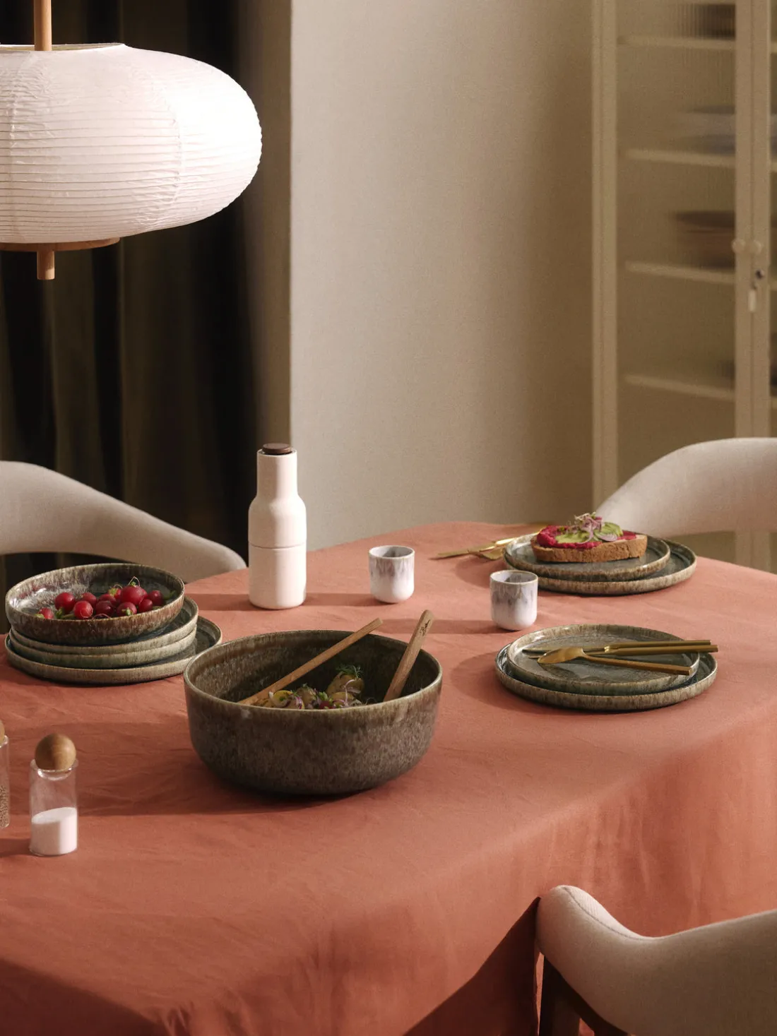 Vajilla artesanal con esmalte reactivo Danza, 4 comensales (12 pzas.)