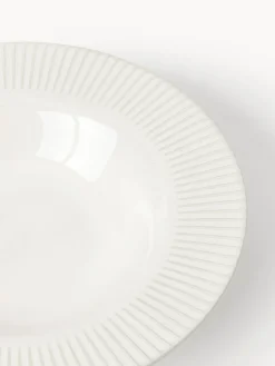 Vajilla de porcelana Goya, 4 comensales (12 pzas.)