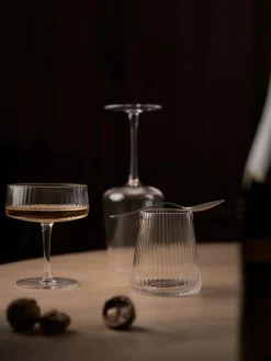 Vasos de agua artesanales con relieves Cami, 4 uds.