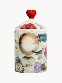 Vela perfumada artesanal Rose Rouge (cedro, gurjum y haba tonka)