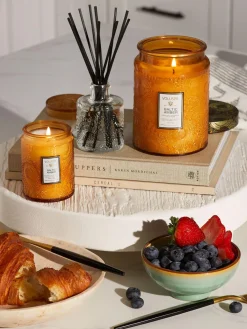 Vela perfumada artesanal Japonica Collection (resina de ámbar, sándalo, cedro y orquídea de vainilla)