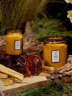 Vela perfumada artesanal Japonica Collection (resina de ámbar, sándalo, cedro y orquídea de vainilla)